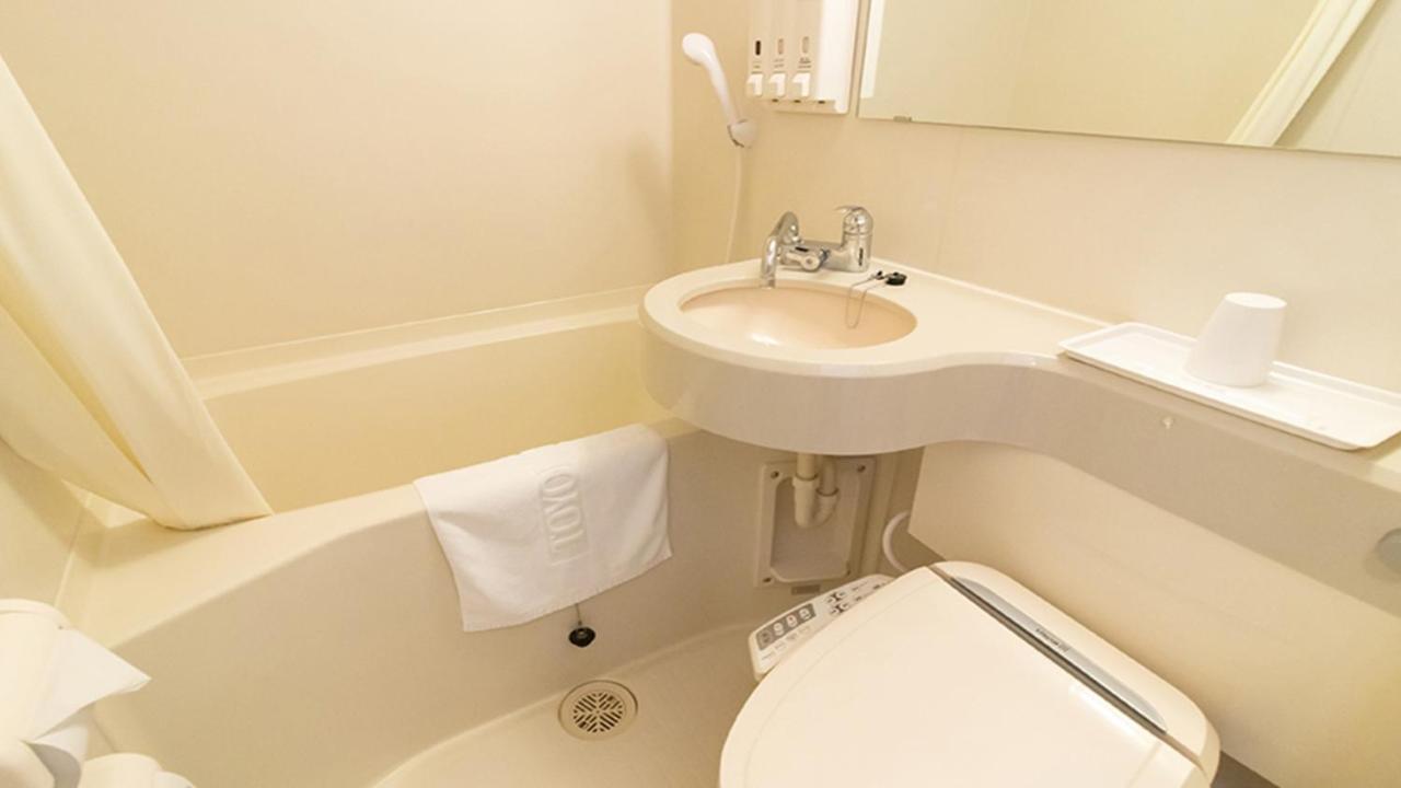 Toyoko Inn Chigasaki Shiyakusho Buitenkant foto